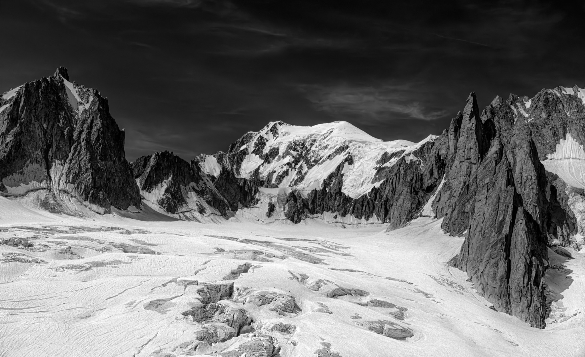  Rugged Beauty Of The Peaks 