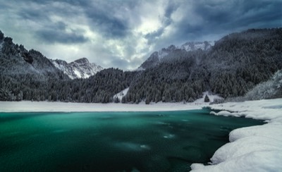  The Peak Hidden Lake 
